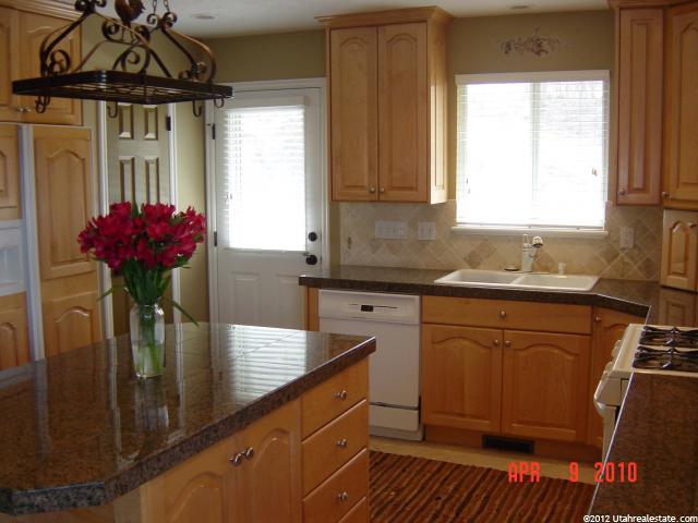8123 S 2175 E, South Weber, UT 84405 — photo 3