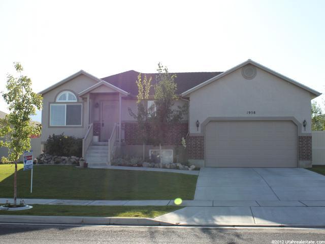 1958 N 2530 W, Clinton, UT 84015 — photo 3