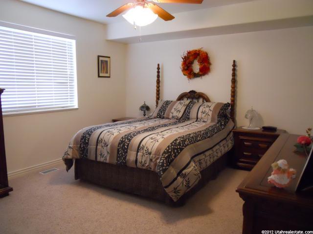 1958 N 2530 W, Clinton, UT 84015 — photo 8