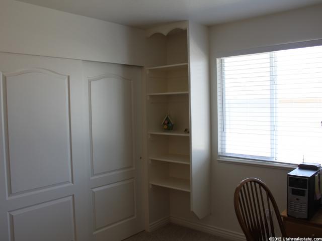 1958 N 2530 W, Clinton, UT 84015 — photo 9