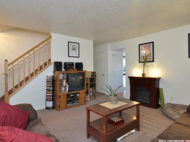157 N Fort Ln #D, Layton, UT 84041 — photo 4