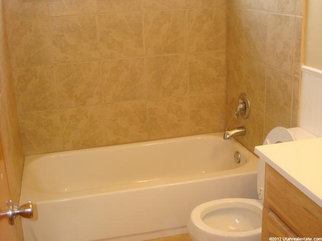 1076 E Sherwood Dr, Ogden, UT 84404 — photo 7