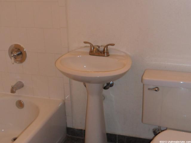 942 E 40th S, Ogden, UT 84403 — photo 2