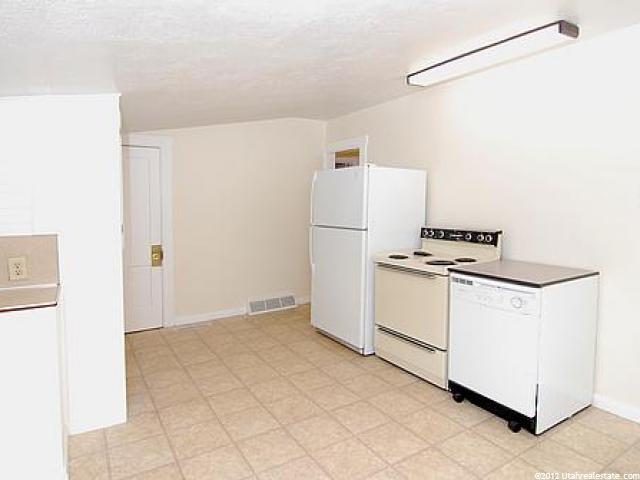 833 E Gentile N, Layton, UT 84041 — photo 8