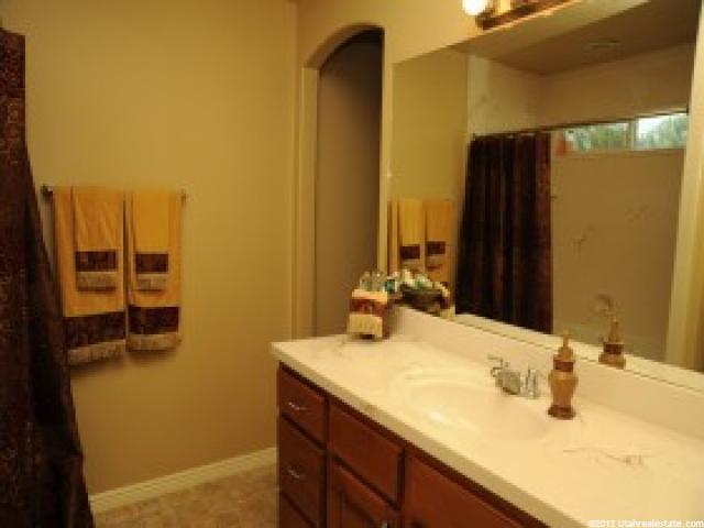 4070 S 2725 W, Roy, UT 84067 — photo 9