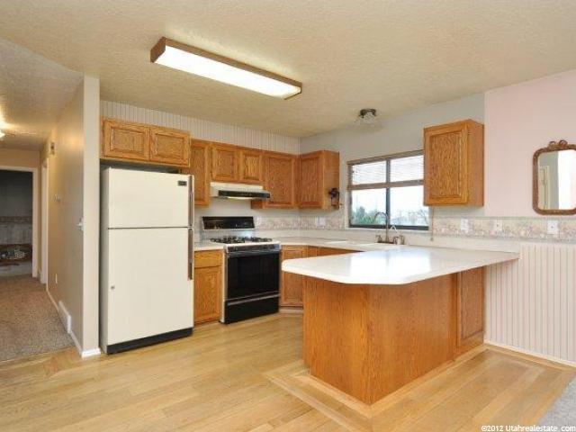3886 S 4025 W, West Haven, UT 84401 — photo 8