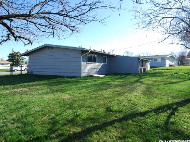 459 W 2575 N, Sunset, UT 84015 — photo 2