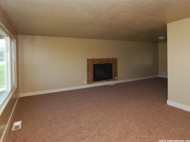 459 W 2575 N, Sunset, UT 84015 — photo 5