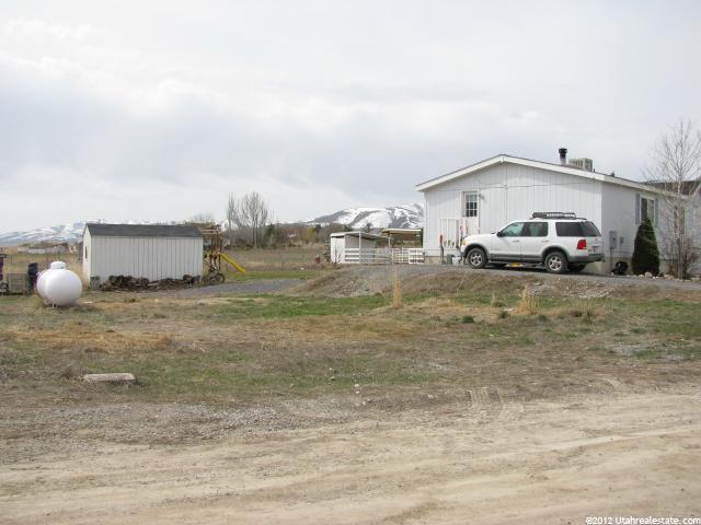 8765 W Wild Rose Ln, Portage, UT 84331 — photo 4