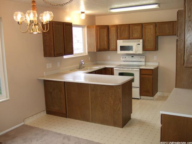 183 E Angel St S, Sandy, UT 84070 — photo 3