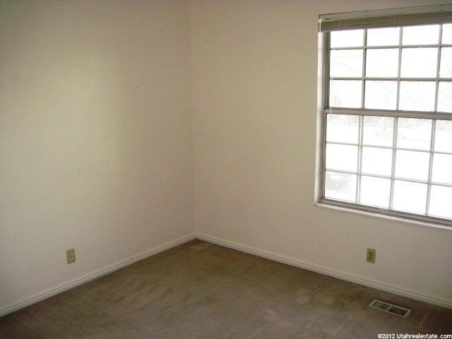574 W 2125 N, West Bountiful, UT 84087 — photo 4