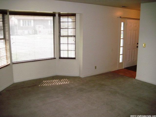 574 W 2125 N, West Bountiful, UT 84087 — photo 5