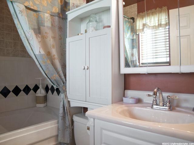 1425 E 2250 N, Layton, UT 84040 — photo 12