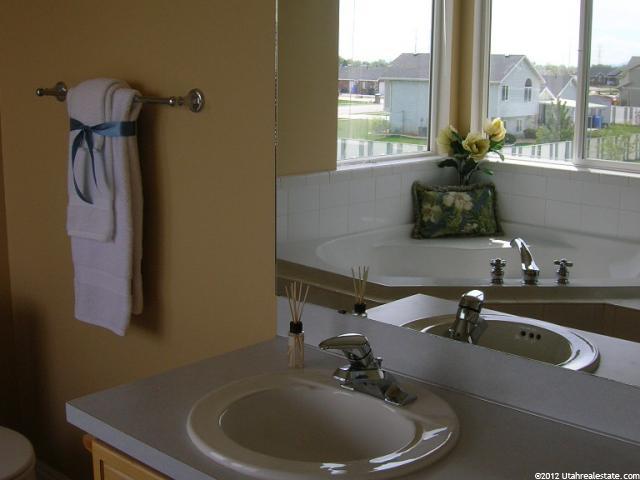 2827 W 1750 N, Plain City, UT 84404 — photo 9