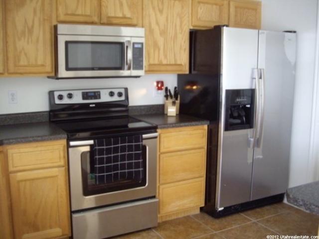 1007 E Sara Ln S, Ogden, UT 84404 — photo 3
