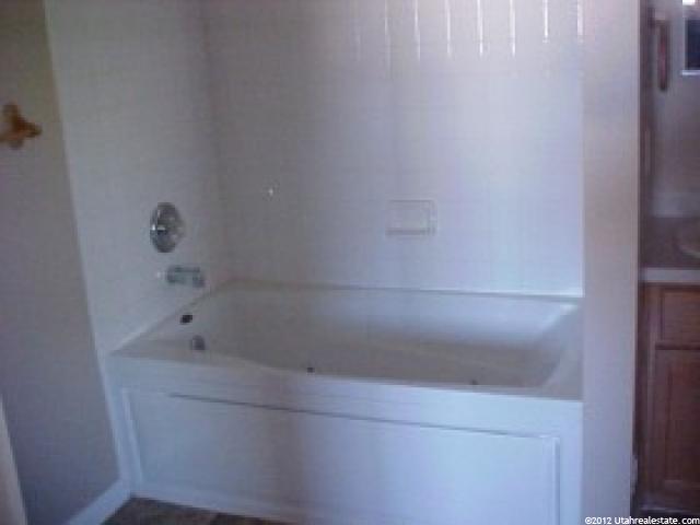 579 W 200 S, Spanish Fork, UT 84660 — photo 6