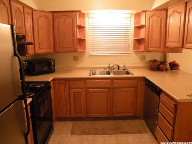 1723 E Kimsbrough Rd, Sandy, UT 84092 — photo 3