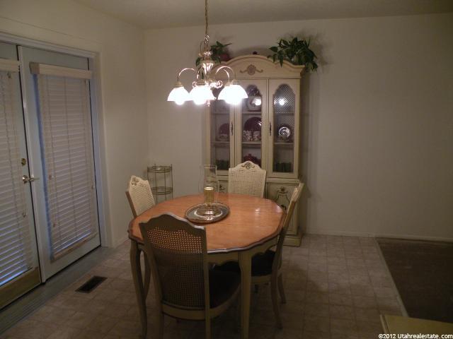 1723 E Kimsbrough Rd, Sandy, UT 84092 — photo 5