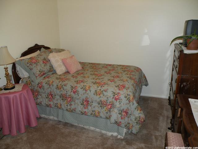 1723 E Kimsbrough Rd, Sandy, UT 84092 — photo 8