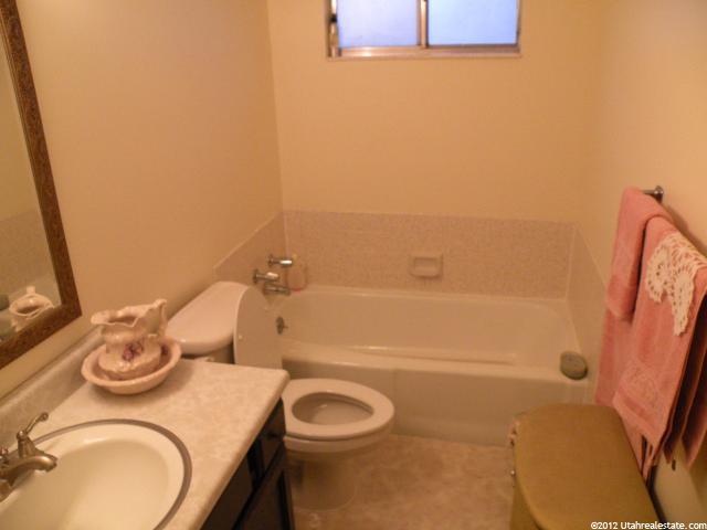 1723 E Kimsbrough Rd, Sandy, UT 84092 — photo 10