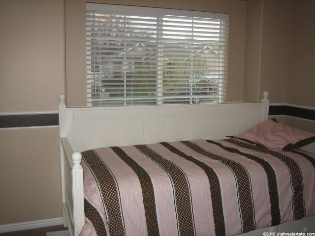 244 S 950 W, Layton, UT 84041 — photo 4