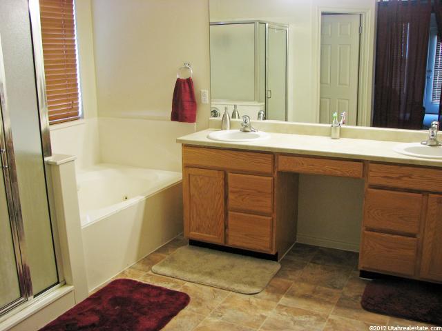 2176 N 2600 W, Clinton, UT 84015 — photo 5