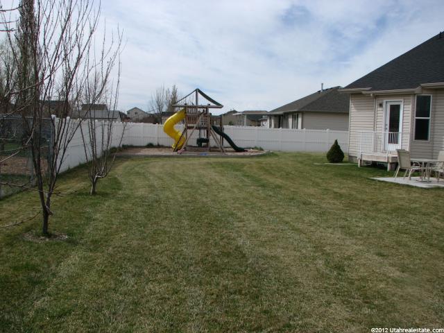 2176 N 2600 W, Clinton, UT 84015 — photo 8