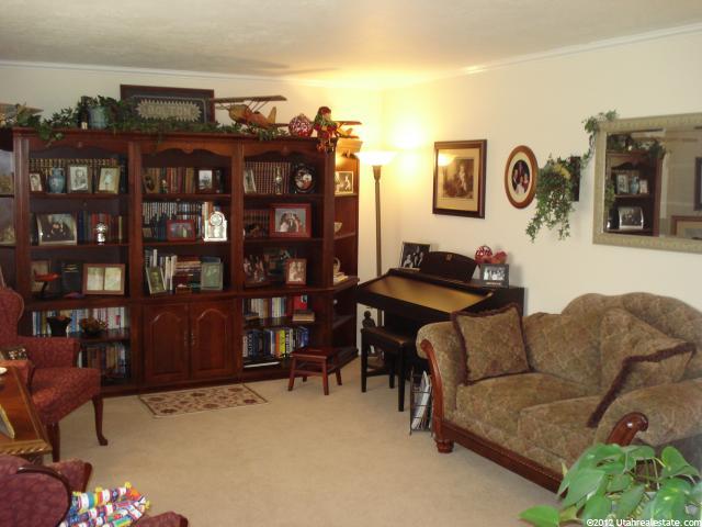 785 E Pecos Dr, Sandy, UT 84094 — photo 4