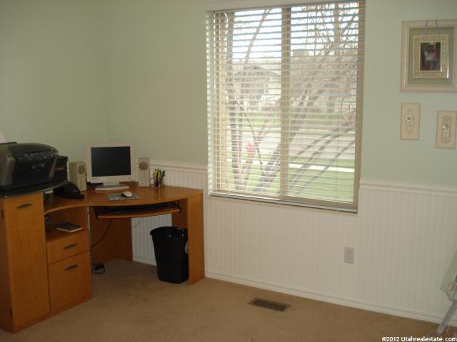 785 E Pecos Dr, Sandy, UT 84094 — photo 6