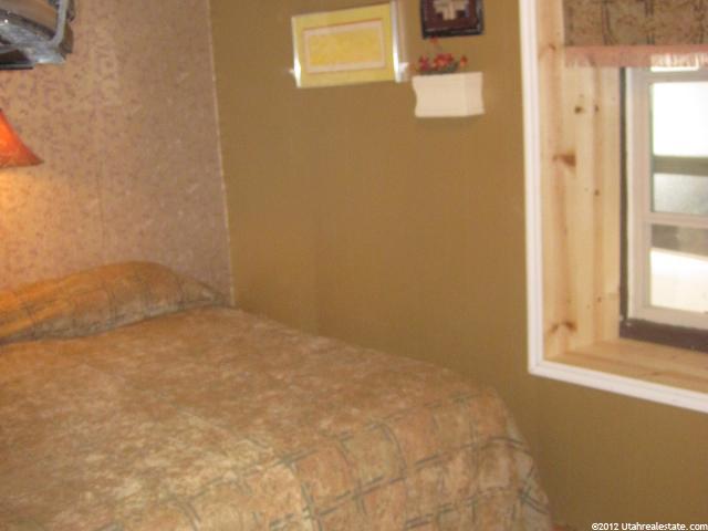 296 S Center St, Enterprise, UT 84725 — photo 12