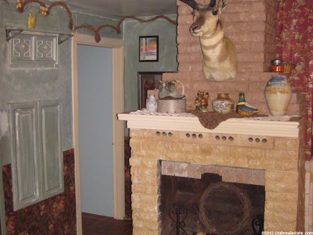 296 S Center St, Enterprise, UT 84725 — photo 10