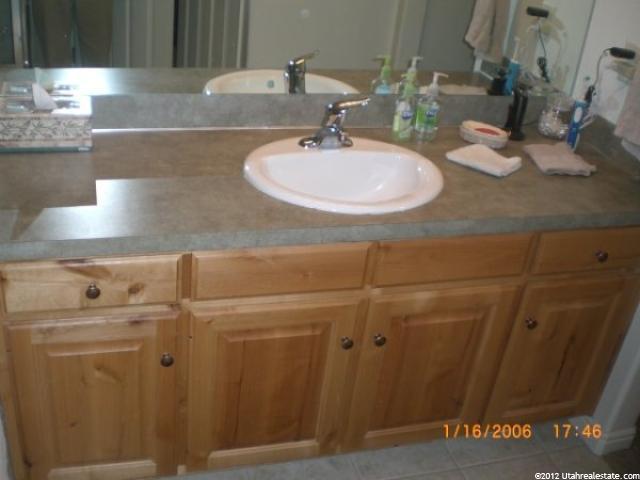 143 E 50 N, Farmington, UT 84025 — photo 2