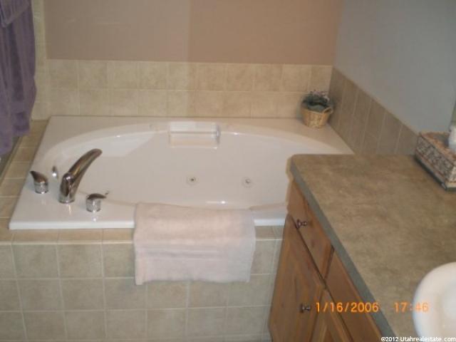 143 E 50 N, Farmington, UT 84025 — photo 10