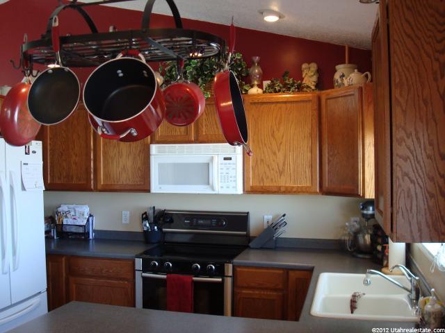 2978 W 2075 S, Syracuse, UT 84075 — photo 7