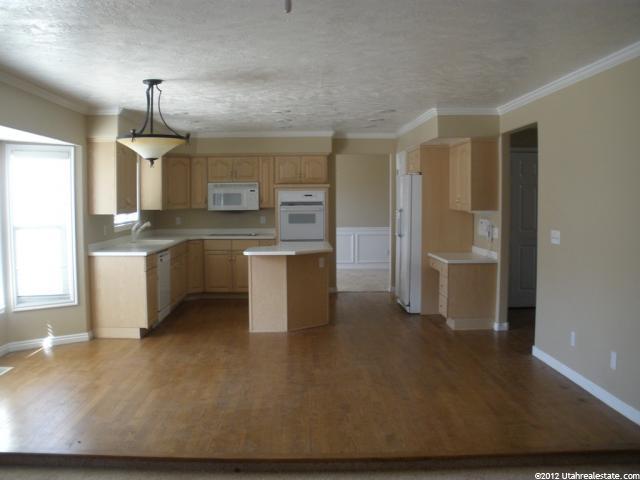 2798 E Falcon Way S, Sandy, UT 84093 — photo 8