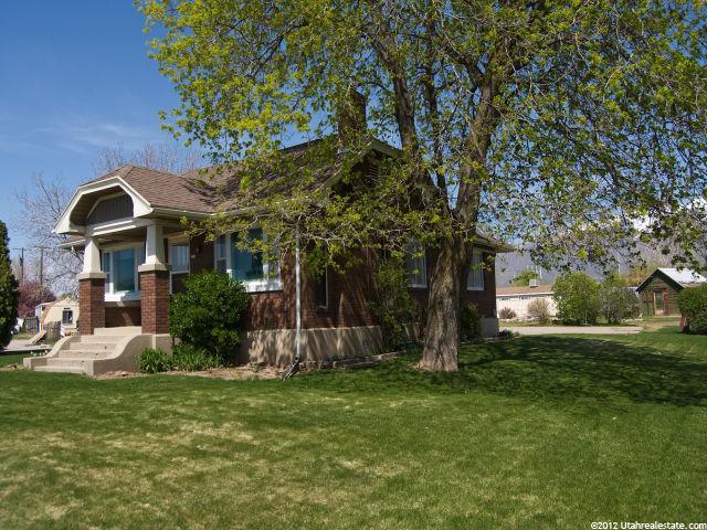 225 S Main St E, Layton, UT 84041 — photo 3