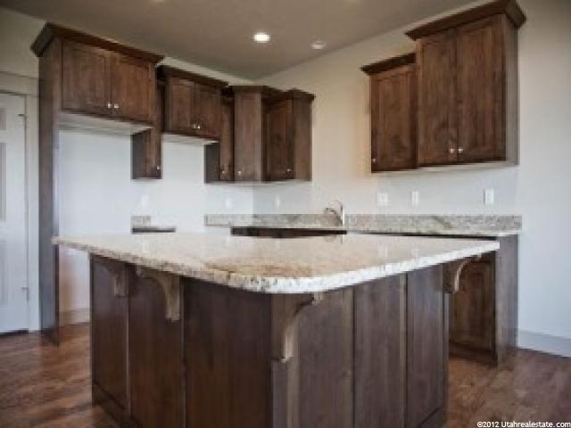 8480 S Mesa Dr, Sandy, UT 84093 — photo 4