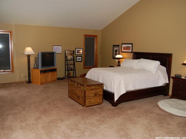 2774 E Robidoux Rd, Sandy, UT 84093 — photo 11