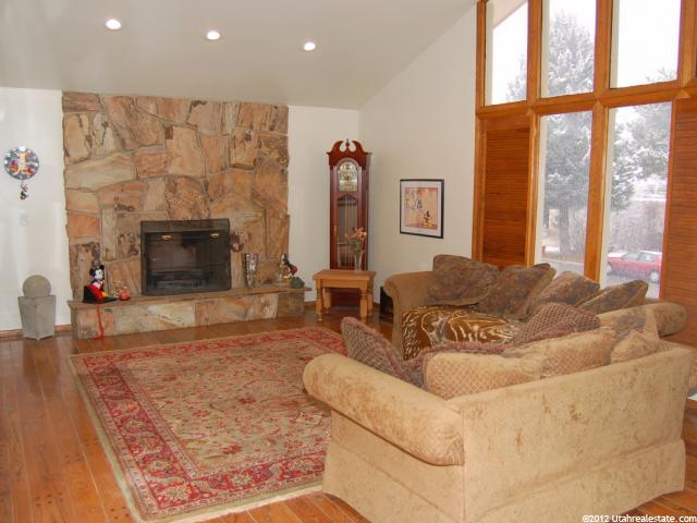 2774 E Robidoux Rd, Sandy, UT 84093 — photo 3