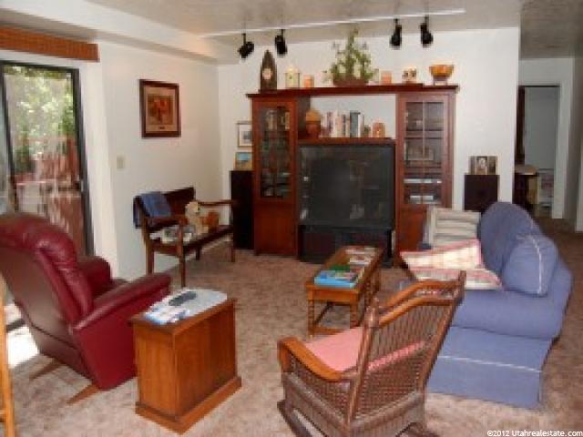 2961 S Windsor Ln, Bountiful, UT 84010 — photo 6