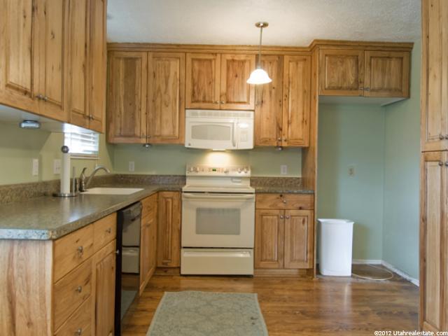 1405 W 1750 N, Layton, UT 84041 — photo 3