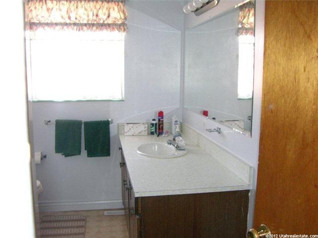 1758 W Gregory Rd, Layton, UT 84041 — photo 3
