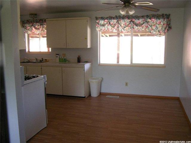 1758 W Gregory Rd, Layton, UT 84041 — photo 4