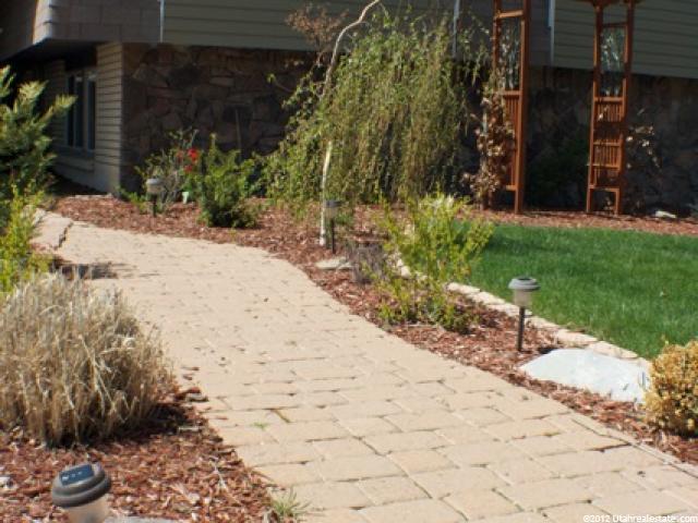 8724 S Chariot E, Sandy, UT 84094 — photo 3