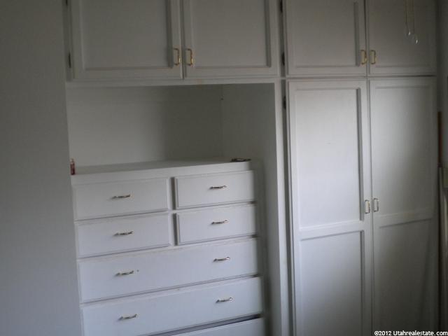 677 W 2140 N, Clinton, UT 84015 — photo 6