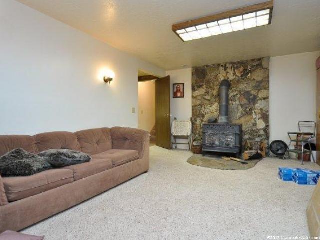 5480 S 3450 W, Roy, UT 84067 — photo 8