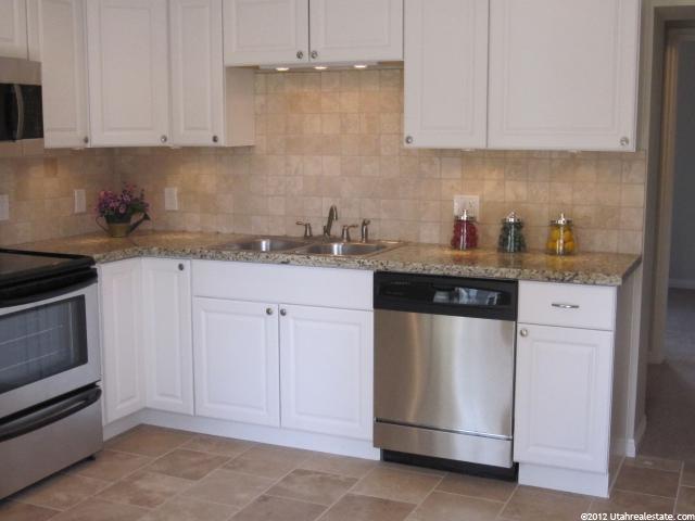 82 E 8880 S, Sandy, UT 84070 — photo 2