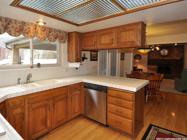 8465 S Rua Branco Dr. E, Sandy, UT 84093 — photo 4