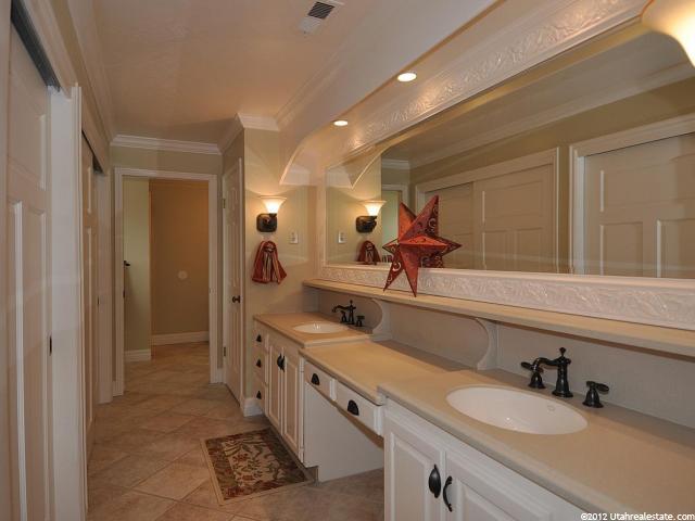 8465 S Rua Branco Dr. E, Sandy, UT 84093 — photo 10