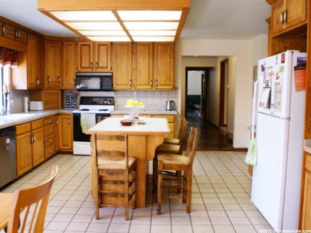 8353 S Red River Rd, Sandy, UT 84093 — photo 10